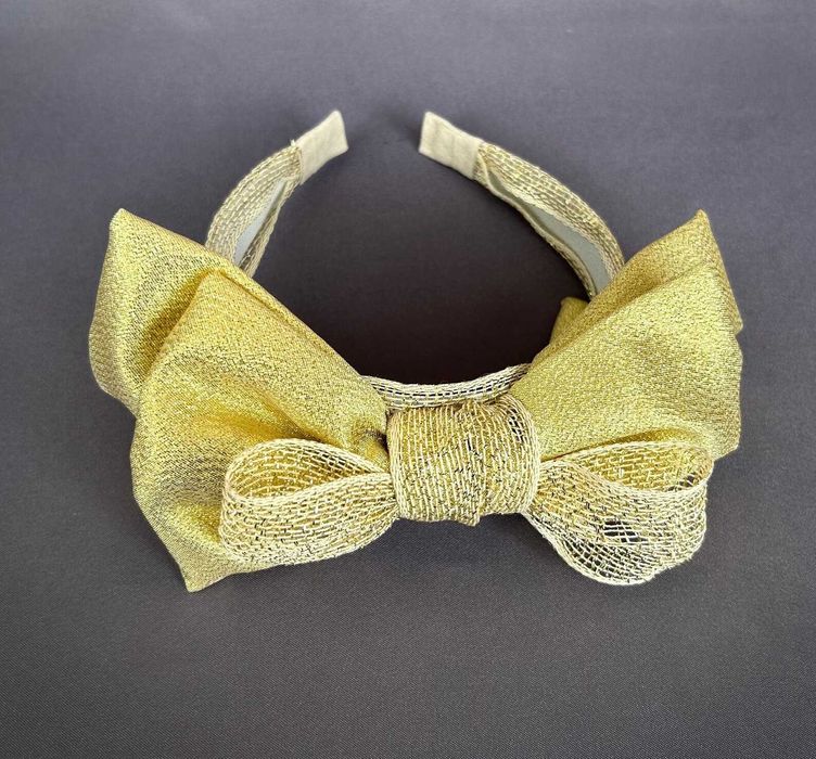 Bandolete artesanal com laço