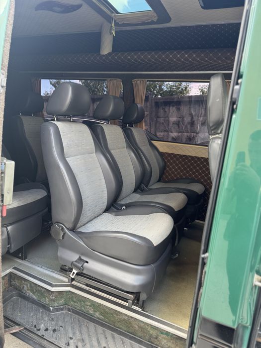Mercedes-Benz Sprinter 313 2005 рік, 2.2D 8+1 пасажир