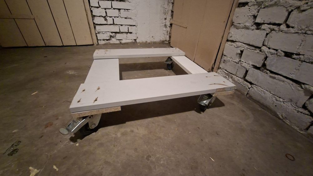 Kompaktowy wózek transportowy