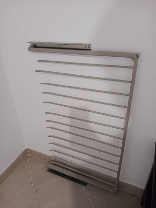 Roupeiro ikea Pax com 3 portas espelho
