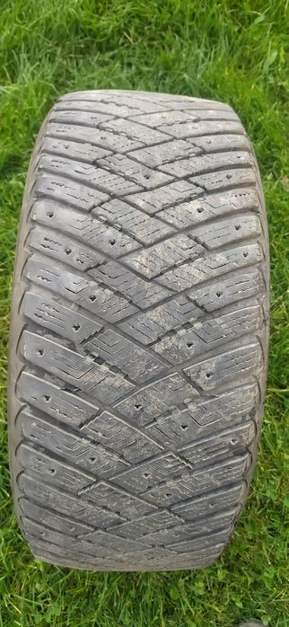 Opony zimowe Goodyear 245/45 18 Szyk • OLX.pl
