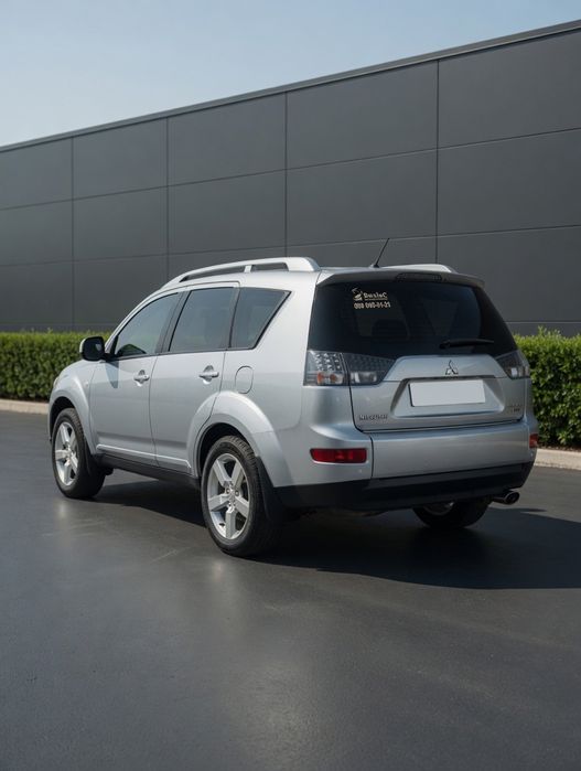 Продаю Mitsubishi Outlander 2008.