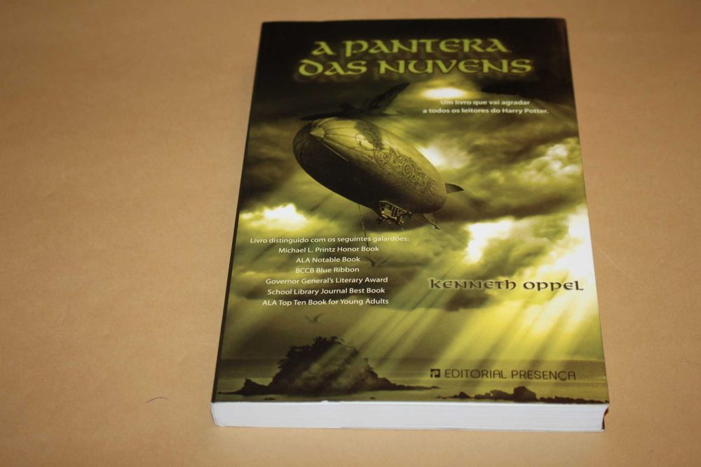 A Pantera das Nuvens // Kenneth Oppel
