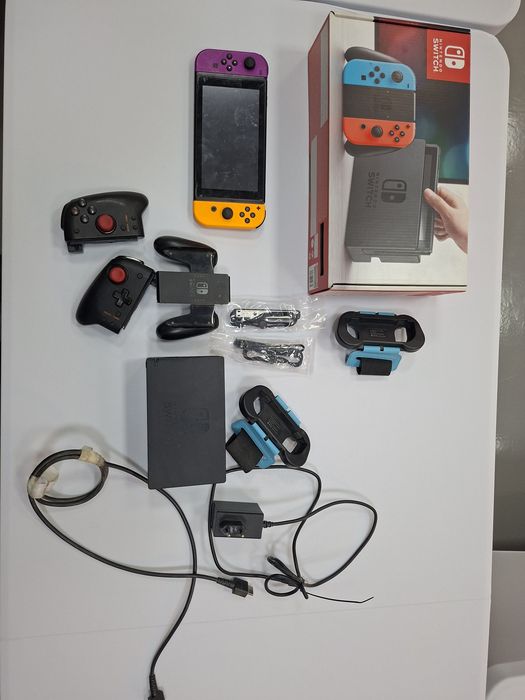 Nintendo Switch plus akcesoria