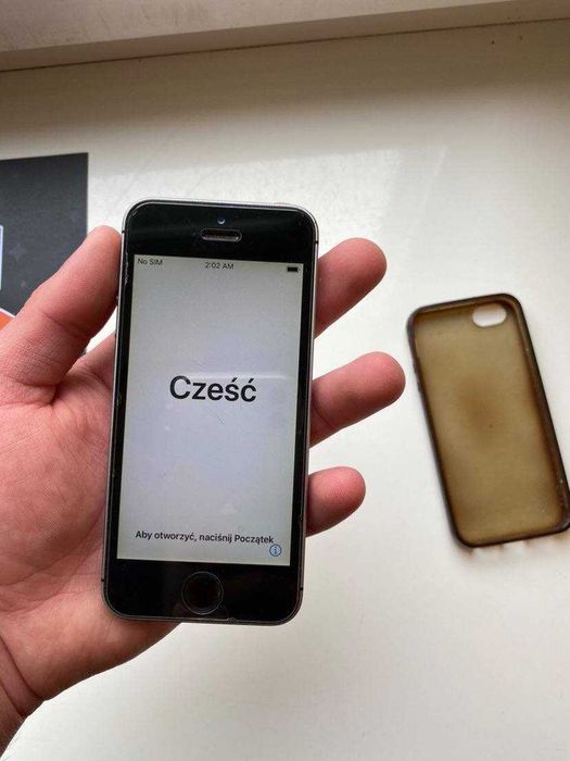 Sprzedam iPhone SE