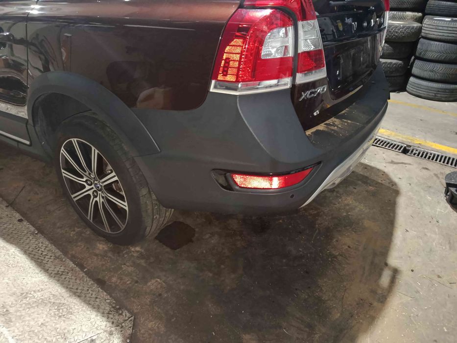 Pára-choques trás VOLVO XC70 II