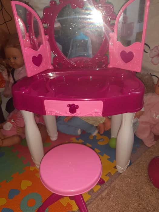 Дзеркало для дівчинки