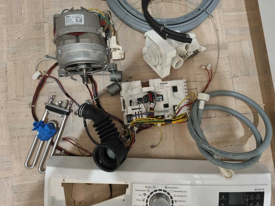 Pralka Elektrolux  ews110066sdu na części
