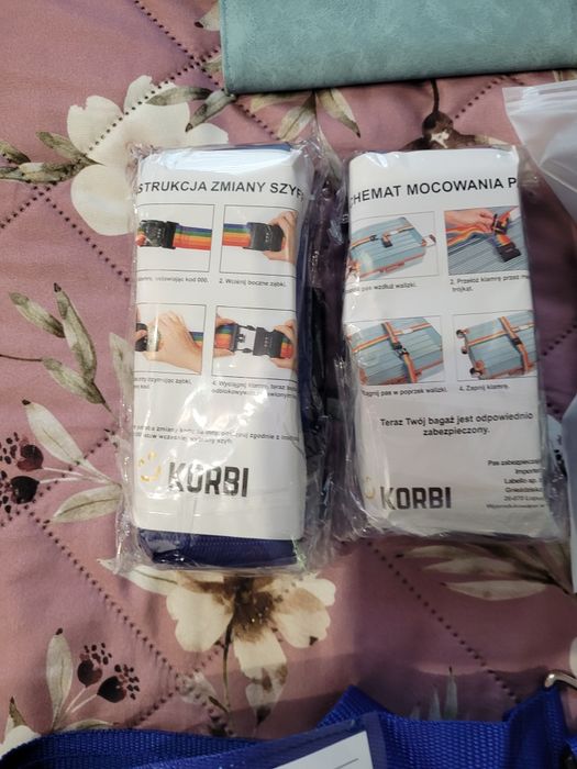 Zestaw 4 pasów do walizki