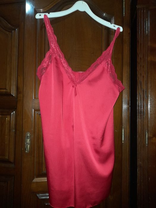 Camisa de Renda de Mulher