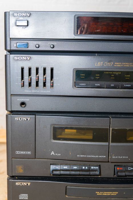 Продам б/у музыкальный центр Sony LBT D117 с пультом ДУ