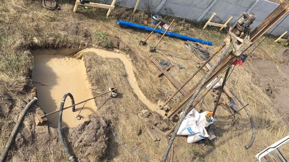 Буріння свердловин Бурение скважин Черняхов