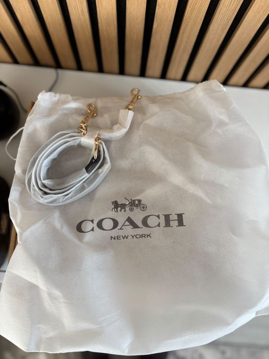 Mala Coach nova em caixa