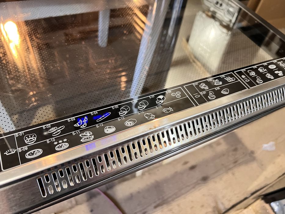 Духовка з пароваркою Samsung DualCook (Малайзія)