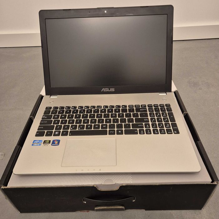 Laptop ASUS N56VM 15,6" / Intel i5 / 256 SSD / 12 GB RAM / Nvidia