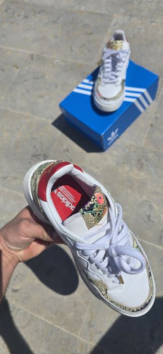 Adidas Supercourt Floral [ Edição Especial ]