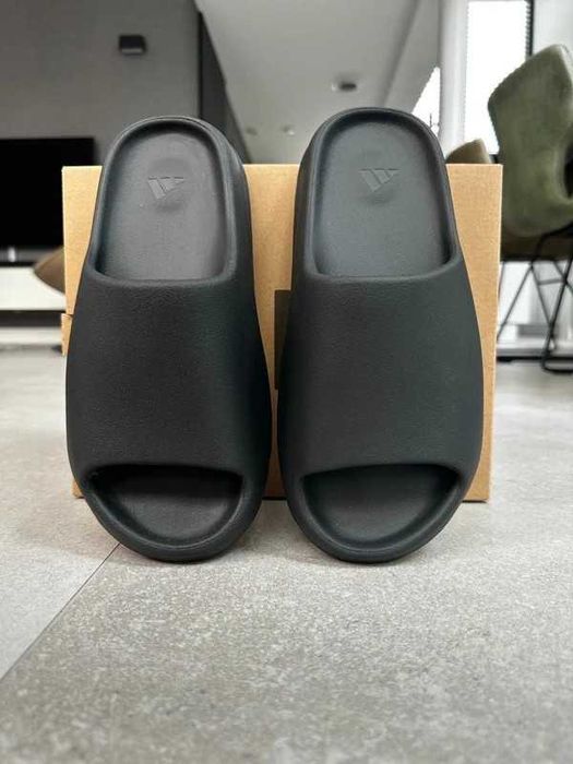 adidas originals Yeezy Slide R.43