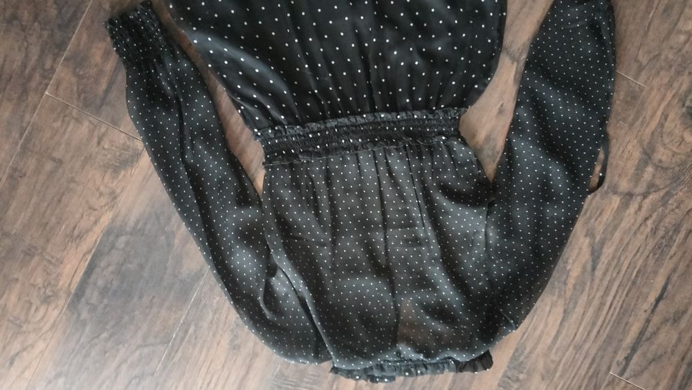 Sukienka Cropp XS czarna w kropki