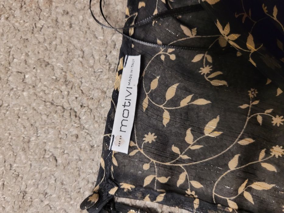 Літня сукня з рюшами