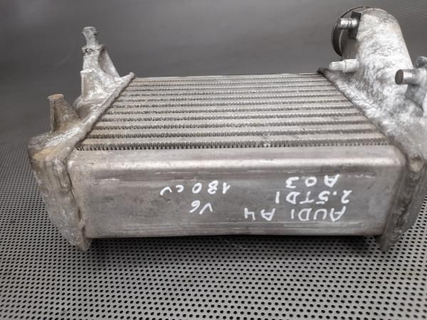 Radiador do intercooler AUDI A4 (8E2, B6)