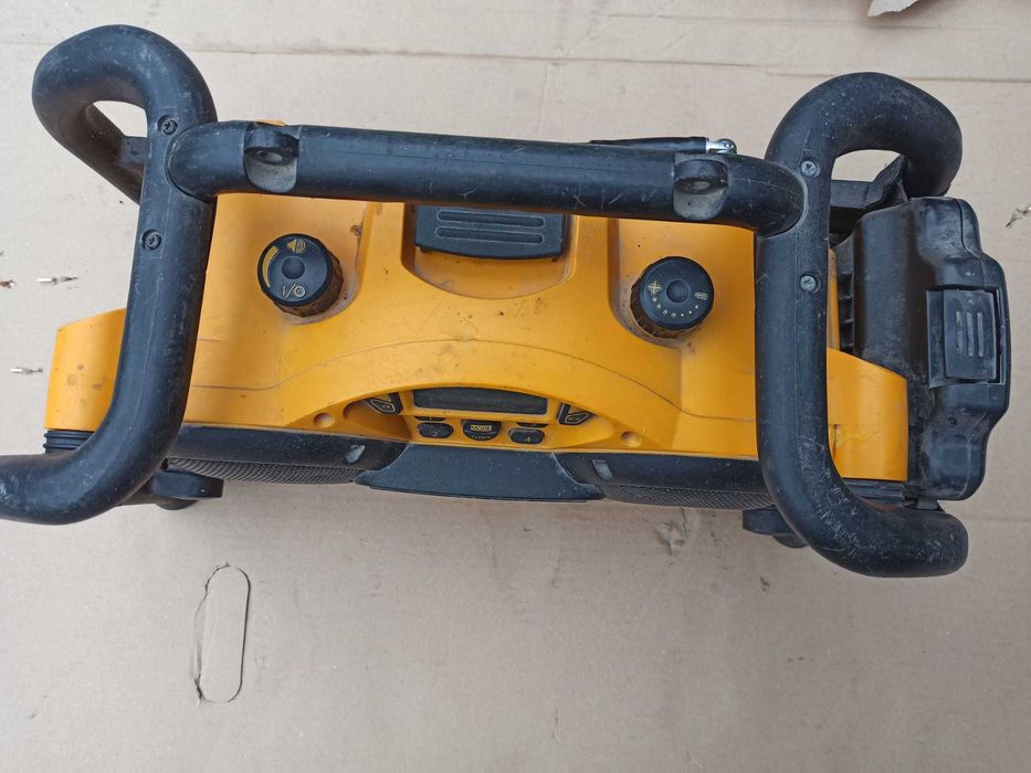 Radio budowlane warsztatowe DEWALT stan nieznany