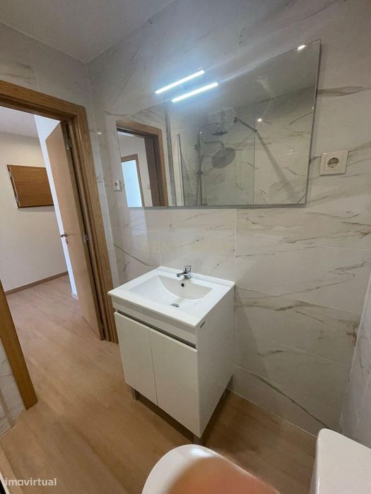 Arrenda-se T2+1 Renovado em Guimarães