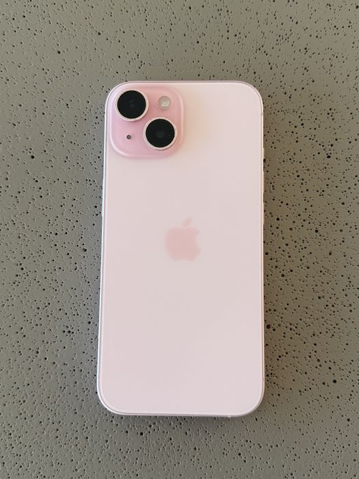 Iphone 15 cor de rosa