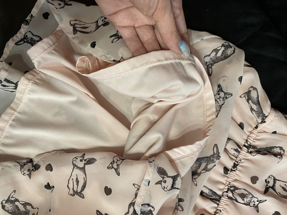 Нежное платье h&m с кроликами, размер 104