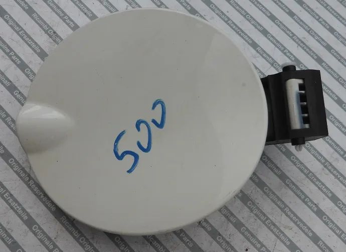 fiat 500 klapka wlewu paliwa