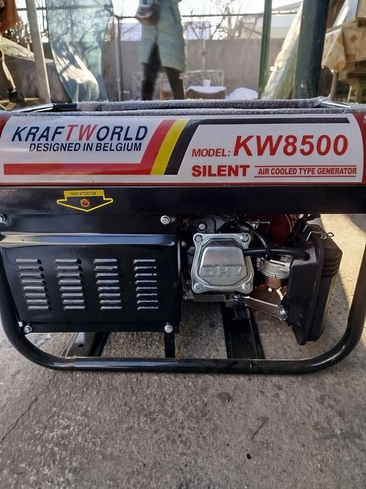 Бензиновый генератор