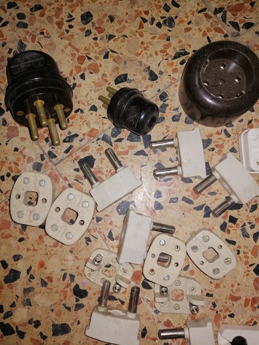 Equipamento eléctrico antigo