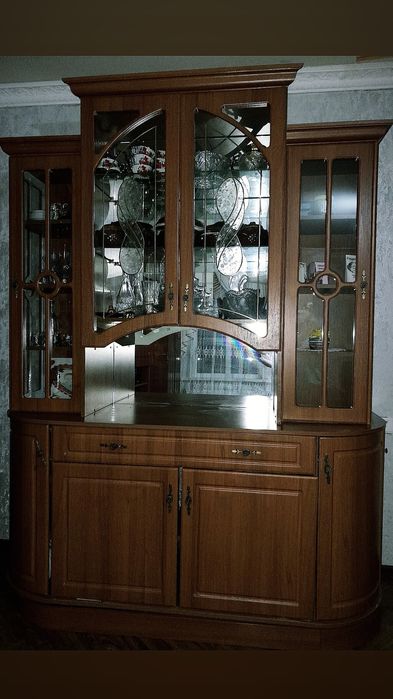 Сервант "Цезарь "