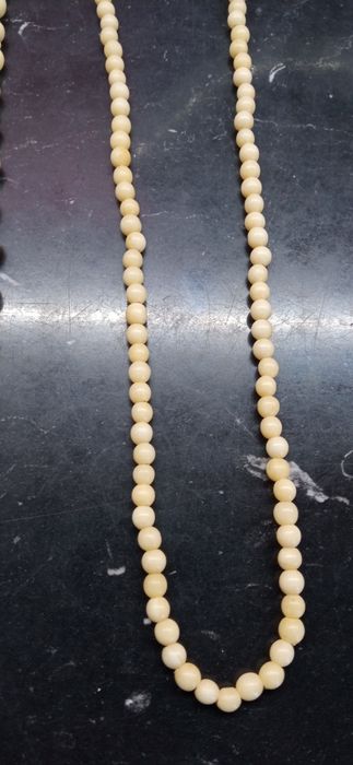 Naszyjniki i bransoletka kość Prl