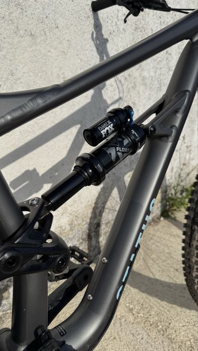 MTB Specialized status 160