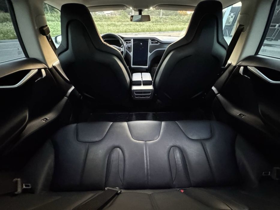 Tesla Model S 85 kWh