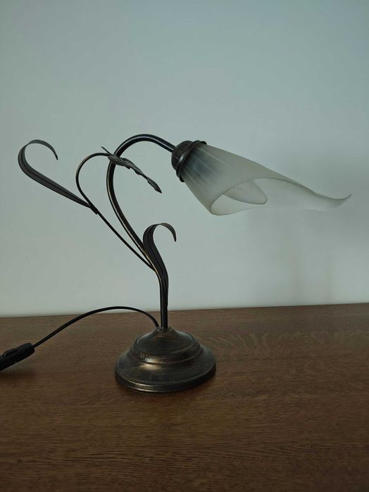 Продам приліжкові світильники.