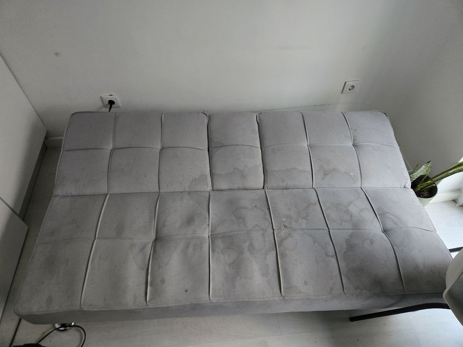 Sofa, que dá para fazer de cama
