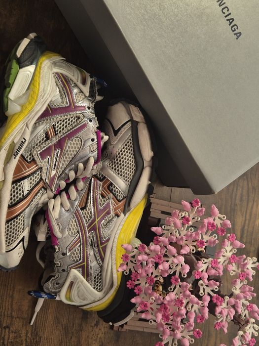 Balenciaga runner