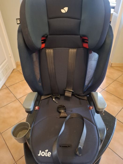 Fotelik samochodowy dla  dziecka