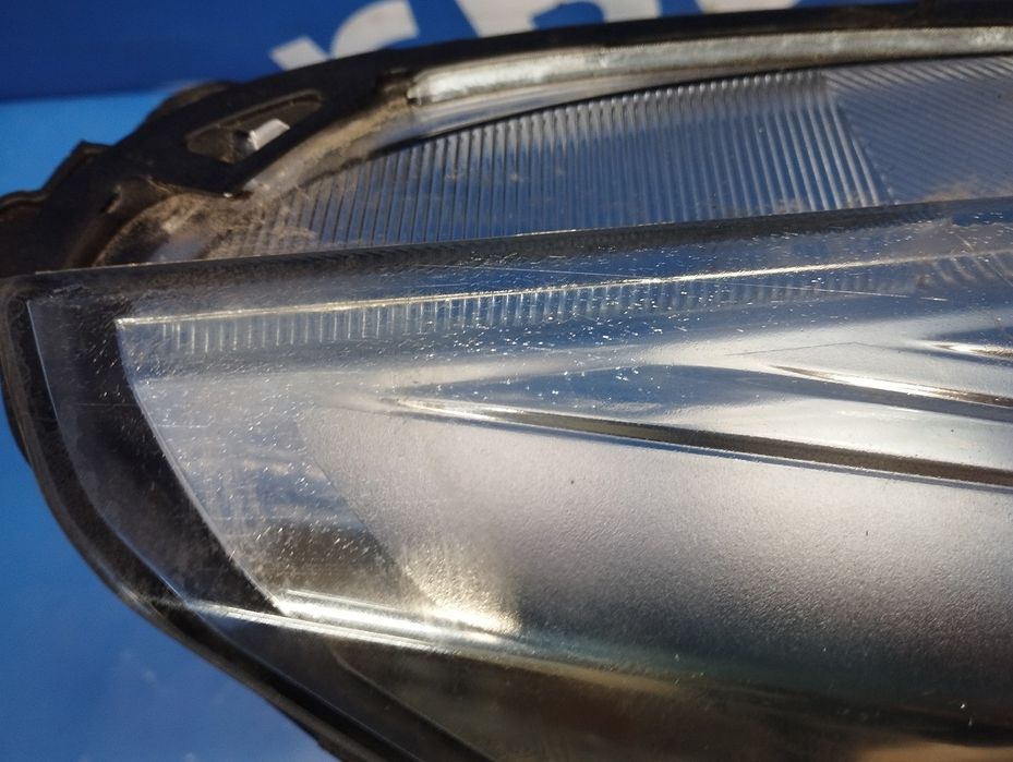 Фара передня права Ford Escape 3 Форд Ескейп Розборка