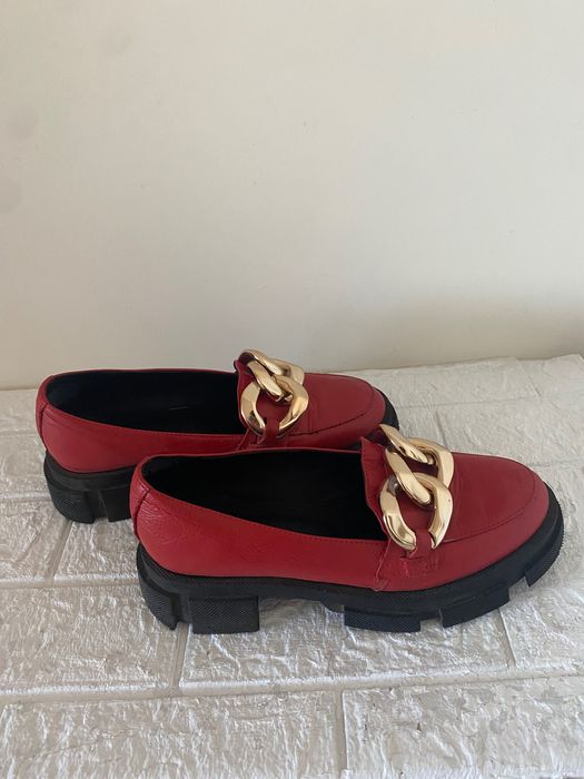 Шкіряні, жіночі, натуральні туфлі, мешти, лофери, сабо .