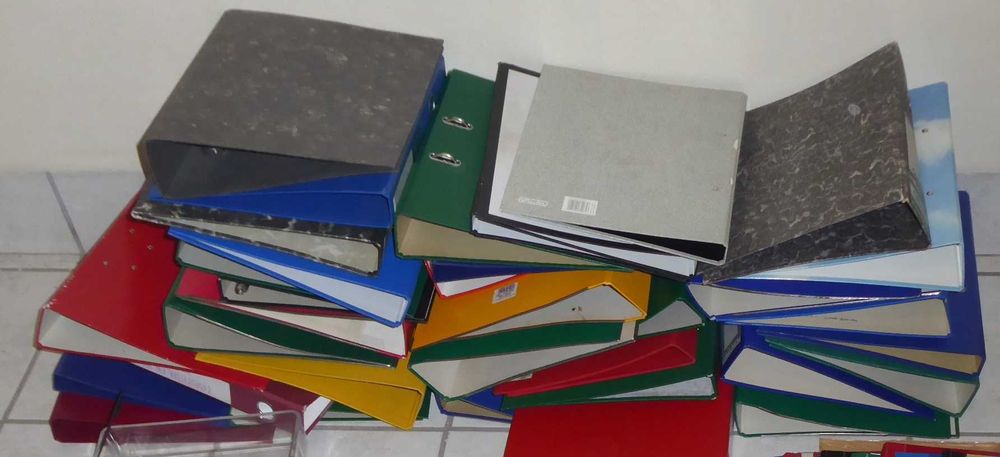 40 SEGREGATORÓW  A4 + 30 Okładek A4, + DZIURKACZ, Wrocław