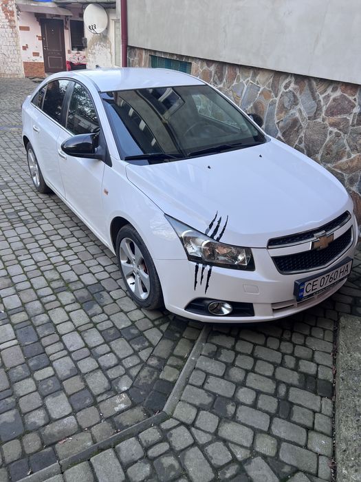 Chevrolet cruz 1.8 avtomat 2010