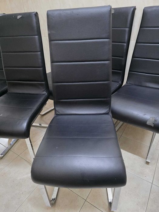 Conjunto de 6 cadeiras pretas