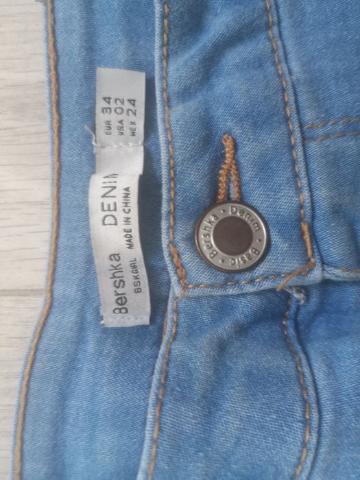 spodnie DENIM BERSHKA 34