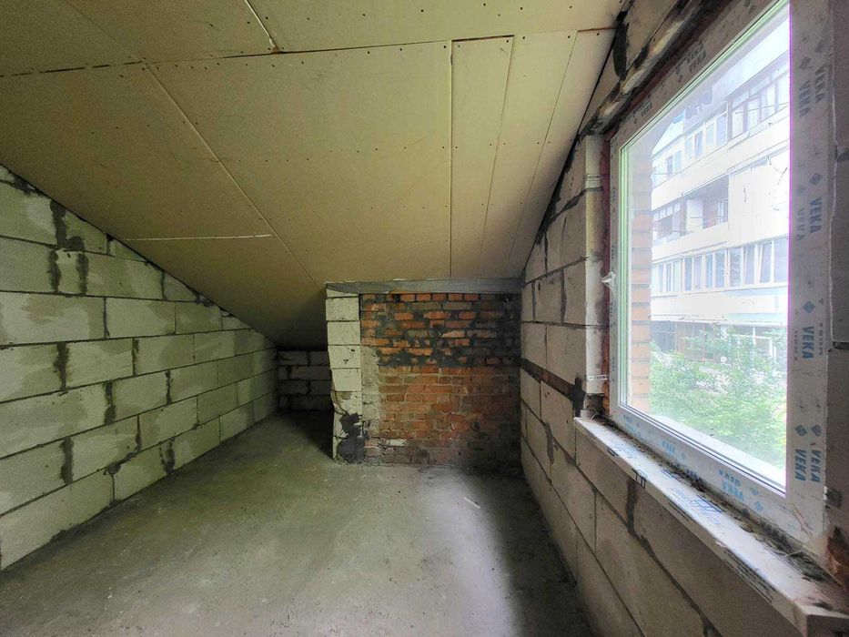 (5) Продам будинок на Слов'янці 8116