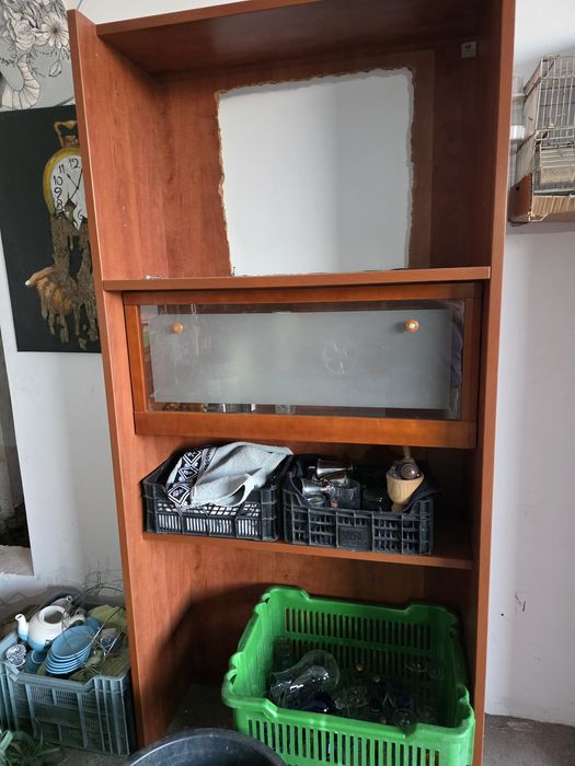 Armário de sala usado