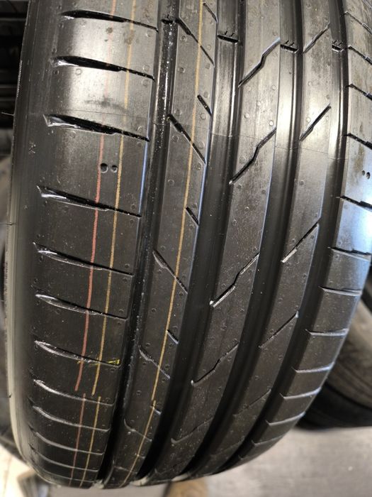 Opona Hankook Venus S1 Evo SUV 235/55/18 pojedynka