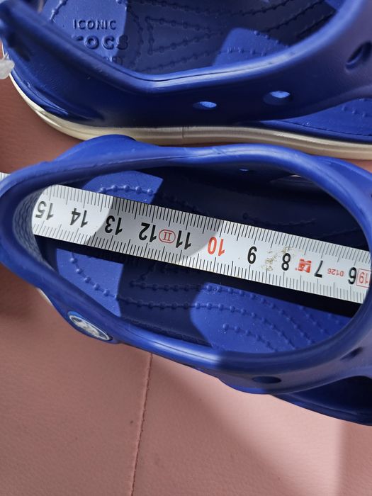 Buty crocs Eu 24-25 nowe sandaly