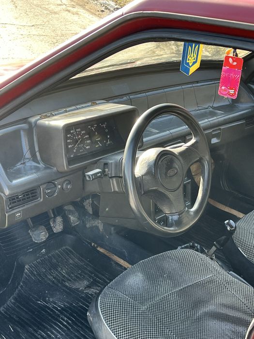 ВАЗ 2109 1.3 Бензин 1995 год Не гнилая По т.п